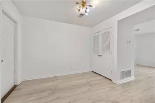 410 Charter Ct, Lawrenceville, GA 30046 - Photo 16