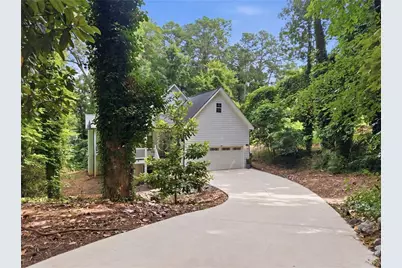 592 Hidden Hills Court, Marietta, GA 30066 - Photo 4