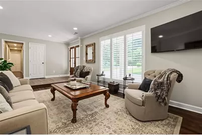 815 Fairfield Drive, Marietta, GA 30068 - Photo 8
