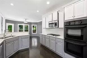 5135 Highland Lake Dr, Atlanta, GA 30349 - Photo 6