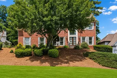 600 Sweet Stream Trace, Johns Creek, GA 30097 - Photo 4