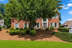 600 Sweet Stream Trace, Johns Creek, GA 30097 - Photo 4