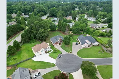 245 Walford Court, Suwanee, GA 30024 - Photo 4