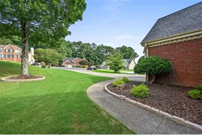 245 Walford Court, Suwanee, GA 30024 - Photo 10