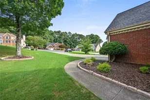 245 Walford Ct, Suwanee, GA 30024 - Photo 10