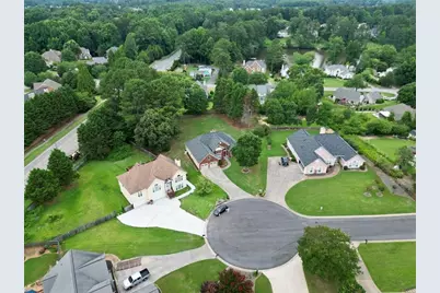 245 Walford Court, Suwanee, GA 30024 - Photo 4