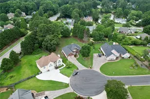 245 Walford Ct, Suwanee, GA 30024 - Photo 4