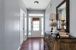 1565 Hedington Circle, Lawrenceville, GA 30045 - Photo 4