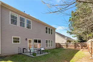 1565 Hedington Circle, Lawrenceville, GA 30045 - Photo 2
