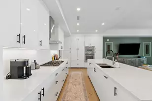 2425 Peachtree Rd NE, Atlanta, GA 30305 - Photo 10