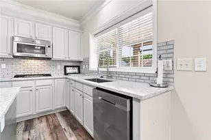 226 Sumac Tr, Woodstock, GA 30188 - Photo 2