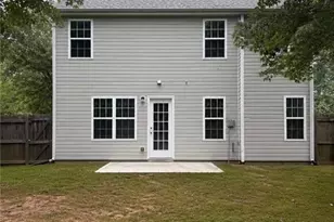 1942 Oakbluff Dr, Austell, GA 30106 - Photo 2