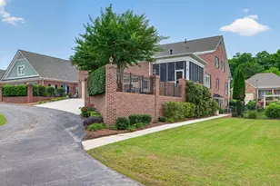 2753 Bungalow Pl, Buford, GA 30519 - Photo 10