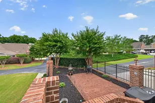 2753 Bungalow Pl, Buford, GA 30519 - Photo 6