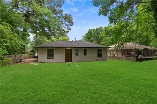 1409 Hawkins St NW, Atlanta, GA 30314 - Photo 6