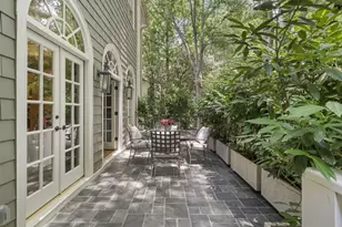 15 Chatsworth Pl, Atlanta, GA 30327 - Photo 38