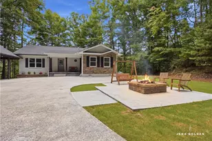 601 Hidden Valley Dr, Demorest, GA 30535 - Photo 6
