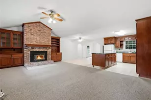 176 Mill Trace Ct, Cleveland, GA 30528 - Photo 2