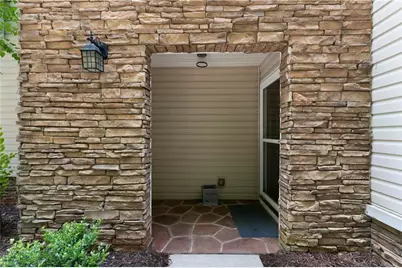 621 W Oaks Drive, Woodstock, GA 30188 - Photo 4