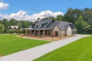 106 Sycamore Dr, Carrollton, GA 30117 - Photo 8