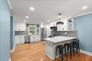 4285 Blackland Way, Marietta, GA 30067 - Photo 4