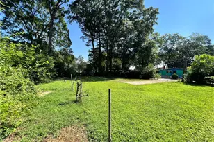 1241 Lyle Ave, East Point, GA 30344 - Photo 18