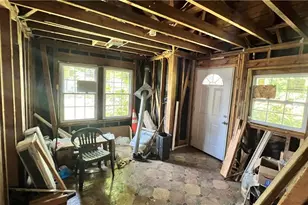 1241 Lyle Ave, East Point, GA 30344 - Photo 4