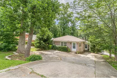 1121 Glendale Drive, East Point, GA 30344 - Photo 2