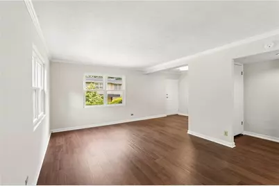 323 Lakemoore Drive NE #F, Atlanta, GA 30342 - Photo 18