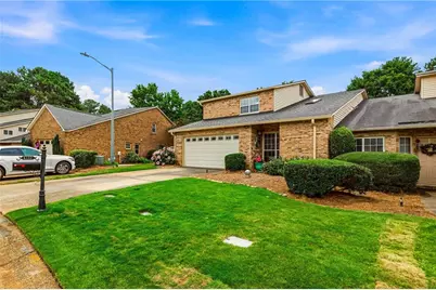 4132 Fawn Court, Marietta, GA 30068 - Photo 2