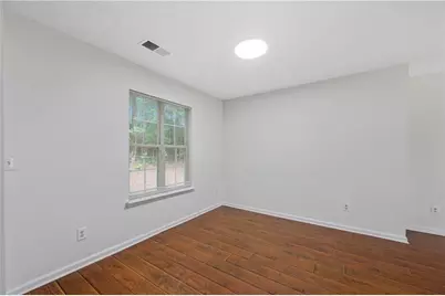 2164 Dresden Green NW, Kennesaw, GA 30144 - Photo 10