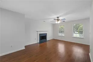 2164 Dresden Green NW, Kennesaw, GA 30144 - Photo 6