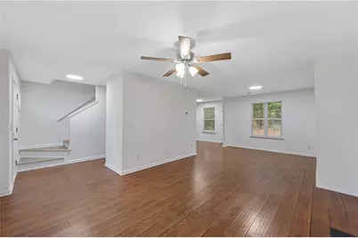 2164 Dresden Green NW, Kennesaw, GA 30144 - Photo 8