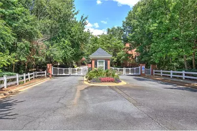 5205 Waters Edge Trail, Roswell, GA 30075 - Photo 2