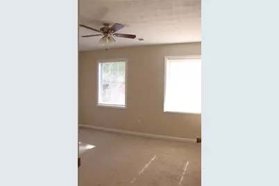 419 Thomas Jefferson Drive, Stone Mountain, GA 30083 - Photo 22