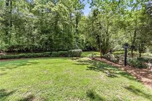 1403 Springdale Rd, Gainesville, GA 30501 - Photo 18