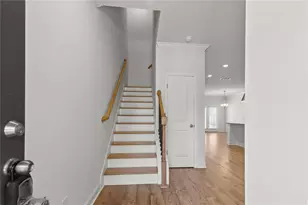 5125 Hillington Wy, Sugar Hill, GA 30518 - Photo 2