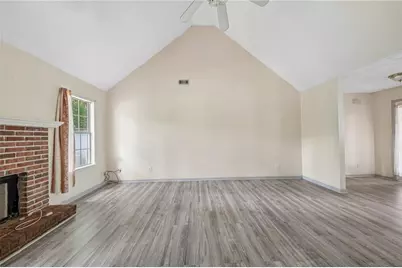 7216 Ironwood Drive, Gainesville, GA 30507 - Photo 6