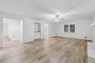 330 Benjamin Cir, Fayetteville, GA 30214 - Photo 4