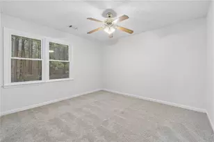 330 Benjamin Cir, Fayetteville, GA 30214 - Photo 14