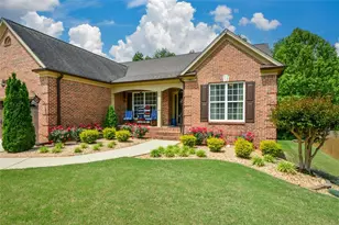 4332 Chesterfield Ct, Buford, GA 30518 - Photo 4