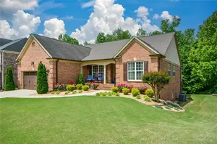 4332 Chesterfield Ct, Buford, GA 30518 - Photo 1