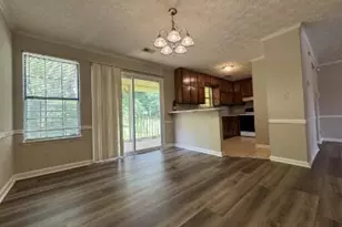 8170 Canyon Forge Dr, Riverdale, GA 30274 - Photo 2