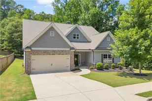 120 Morris Creek Dr, Hoschton, GA 30548 - Photo 2