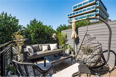 685 Vidalia Lane NW, Atlanta, GA 30318 - Photo 6