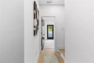 1190 Penny Ln, Atlanta, GA 30324 - Photo 34