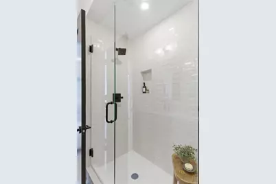 1190 Penny Lane, Atlanta, GA 30324 - Photo 24