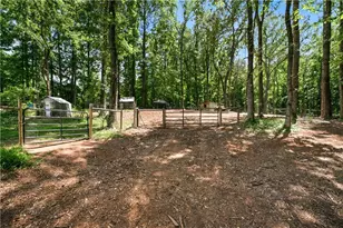1042 Carl Bramlett Rd, Winder, GA 30680 - Photo 36