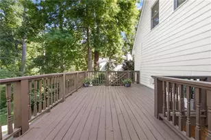 871 Chestnut Lake Dr NE, Marietta, GA 30068 - Photo 24
