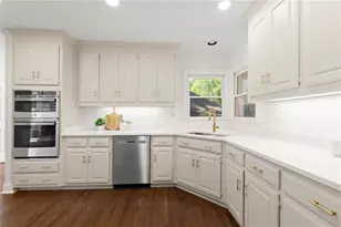 871 Chestnut Lake Dr NE, Marietta, GA 30068 - Photo 12